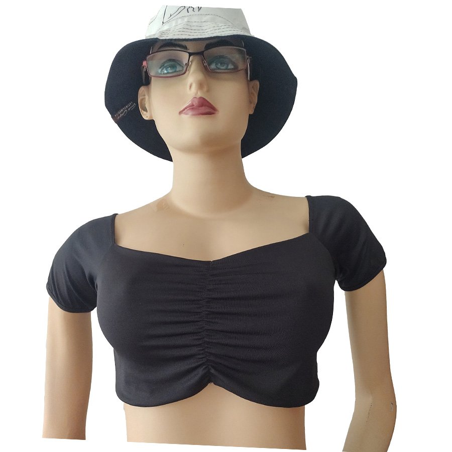 Blusa Mujer Negra Zurcida al Frente